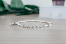 Load image into Gallery viewer, Sterling Silver Four-Leaf Clover Bracelet - Sunbeam Naturals